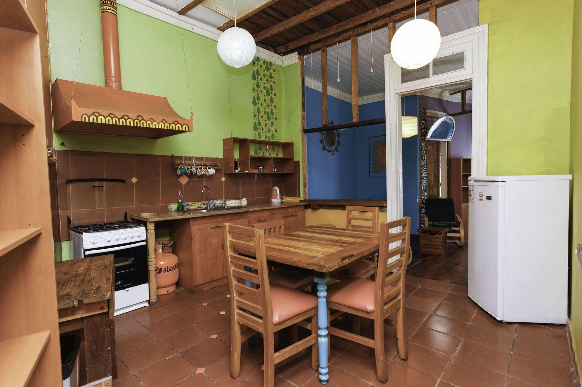 וואלפאראיסו Hostal Casa Verde Limon מראה חיצוני תמונה